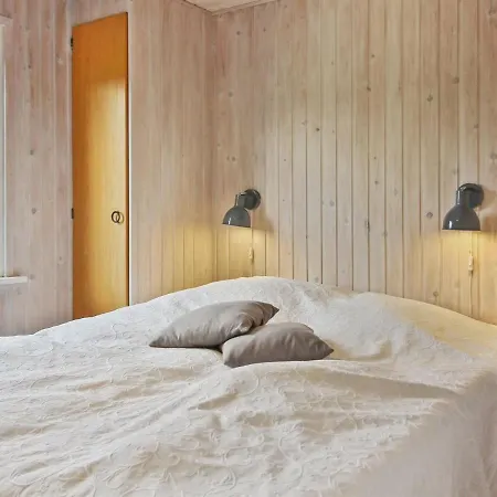 Holiday home Anbritt - 1km From The Sea In Nw Jutland By Interhome